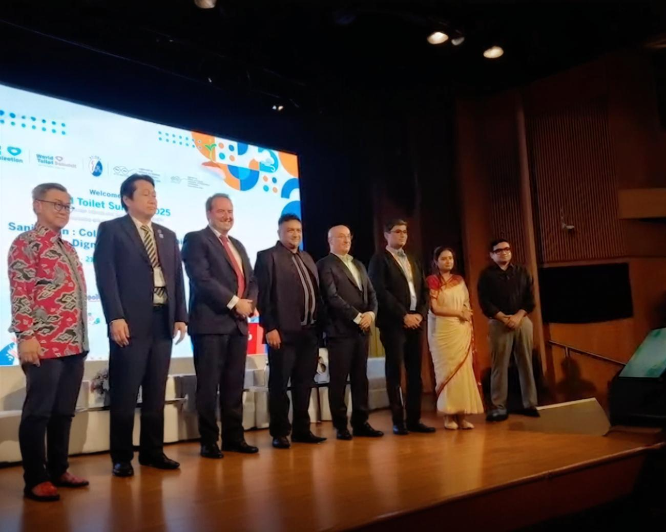 t world toilet summit